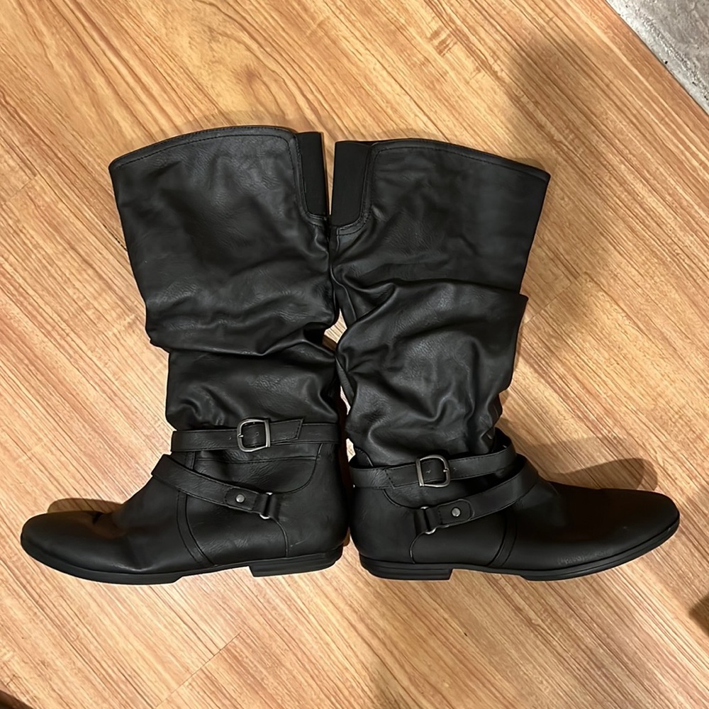 Black boots